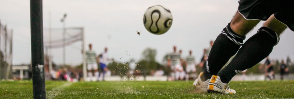 Das Bild veranschaulicht Mentaltraining im Fussball.